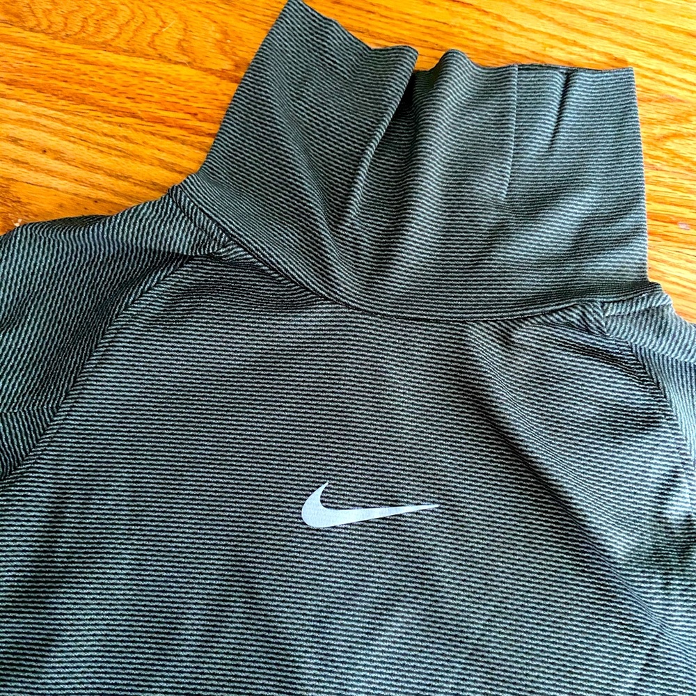 Nike Running Top 🏃‍♀️